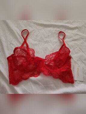 Hello LA Girl Red Lace Underwire Bra Size L NWT